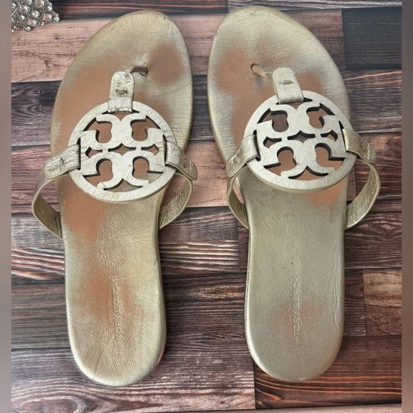 Tory Burch Miller Leather Thong Sandals Gold 10M - Picture 5 of 10